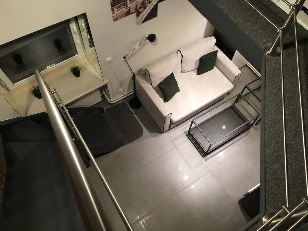 Apartment 4