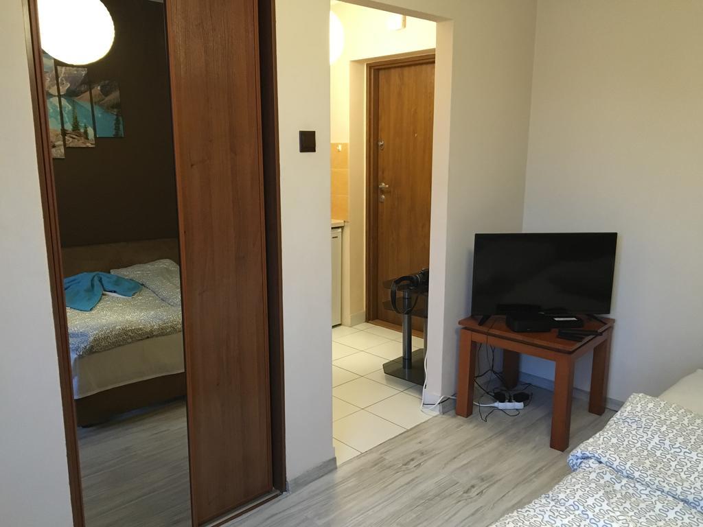 Apartment 4