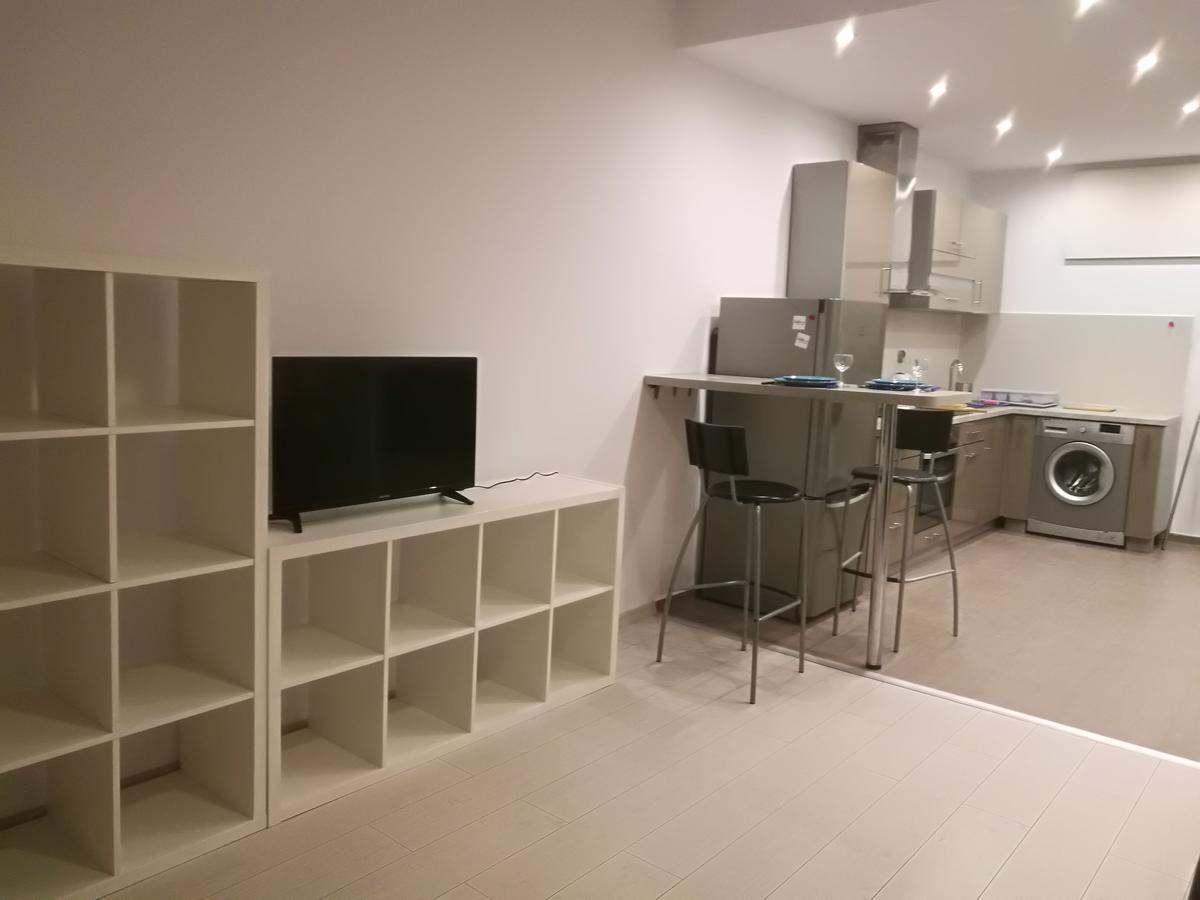 Apartment 4